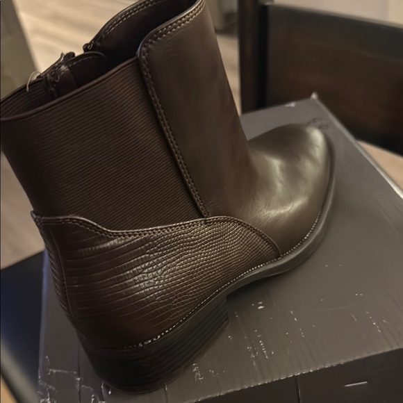 WOMEN'S EDWINAA GORE BOOTIES, CREATED FOR MACY'S IN CHOCO SZ 6M BRAND NEW ‼️ - Picture 14 of 16